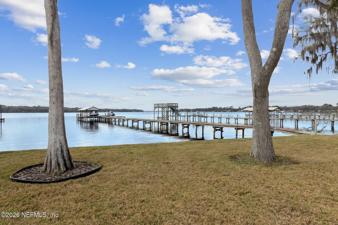 Photo of 208 LAKE GEORGE POINT Drive