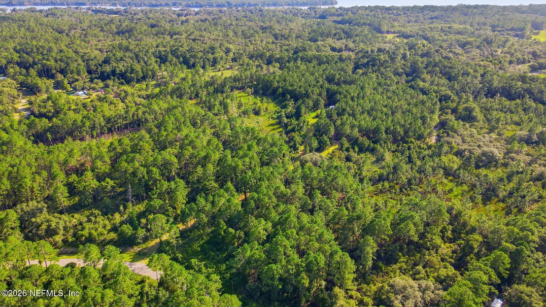 Photo of 139 LAKEWAY Drive