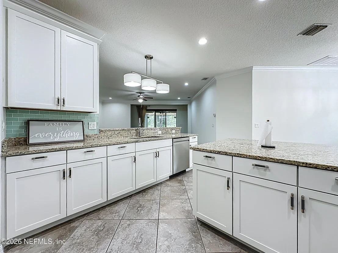 Photo of 651 LOS CAMINOS Street