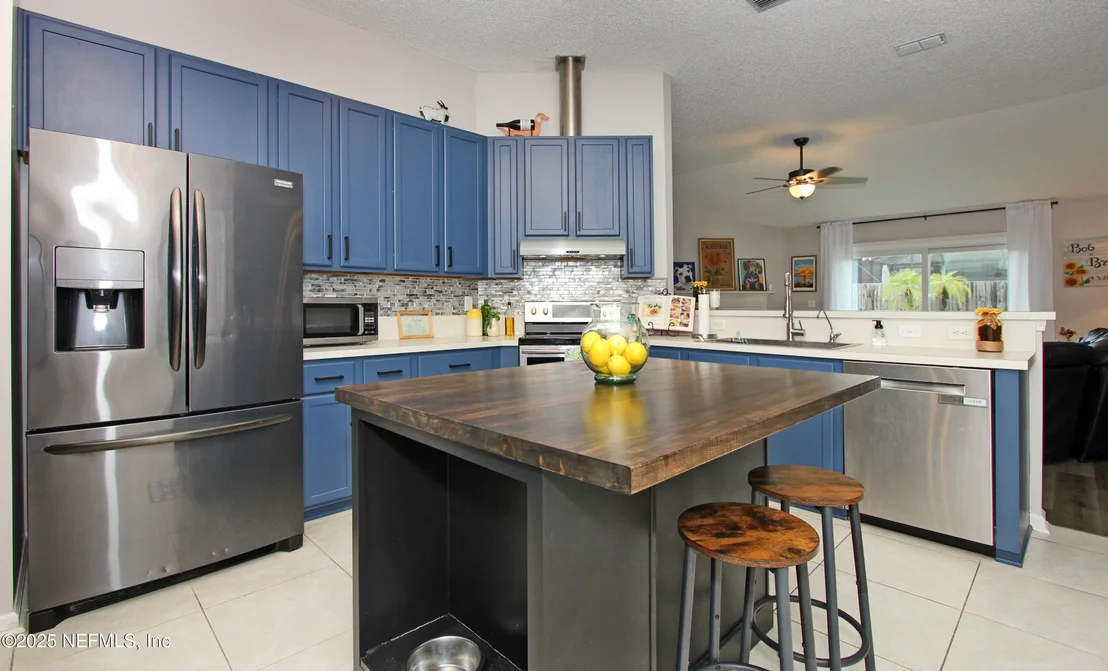 Photo of 14603 BERRINGER Lane