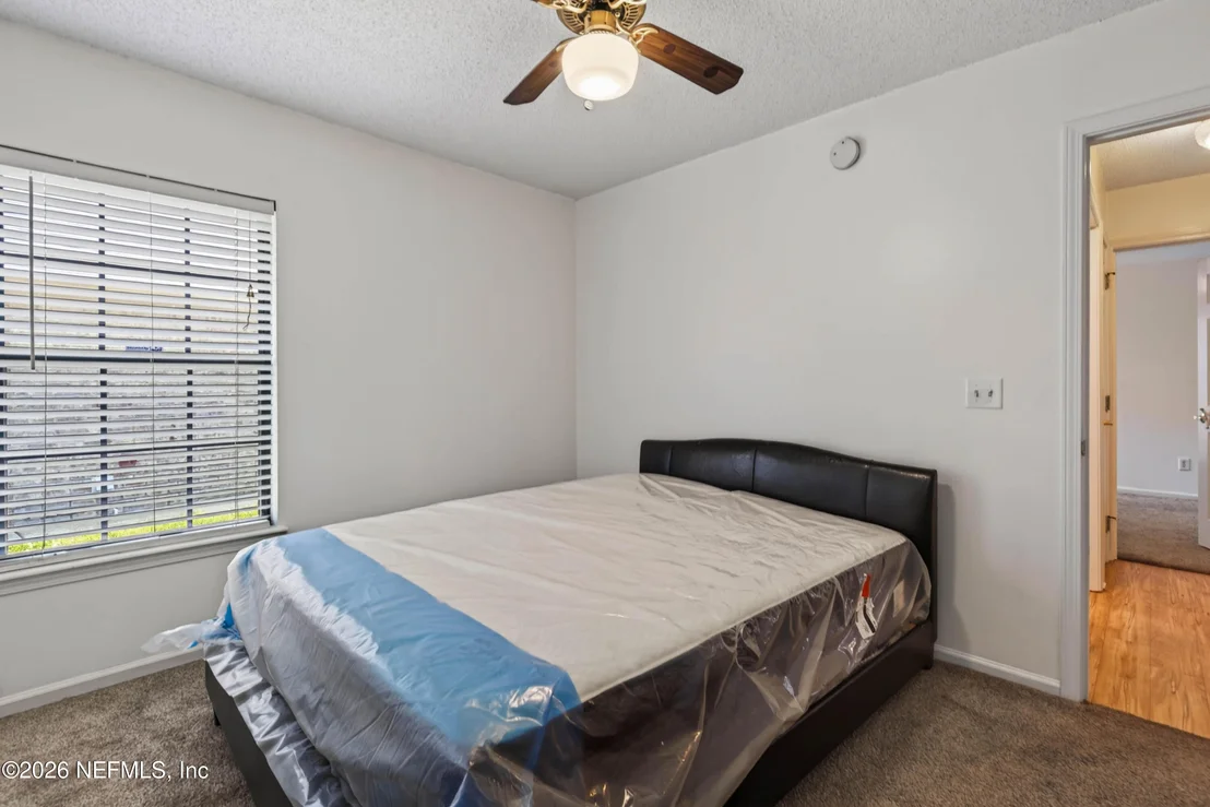 Photo of 1641 SPRING OAKS Lane