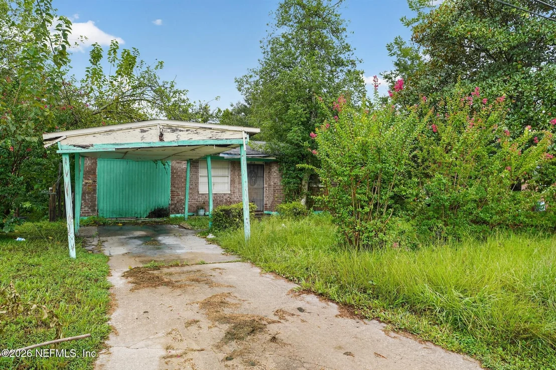 Photo of 4915 CHIVALRY Drive