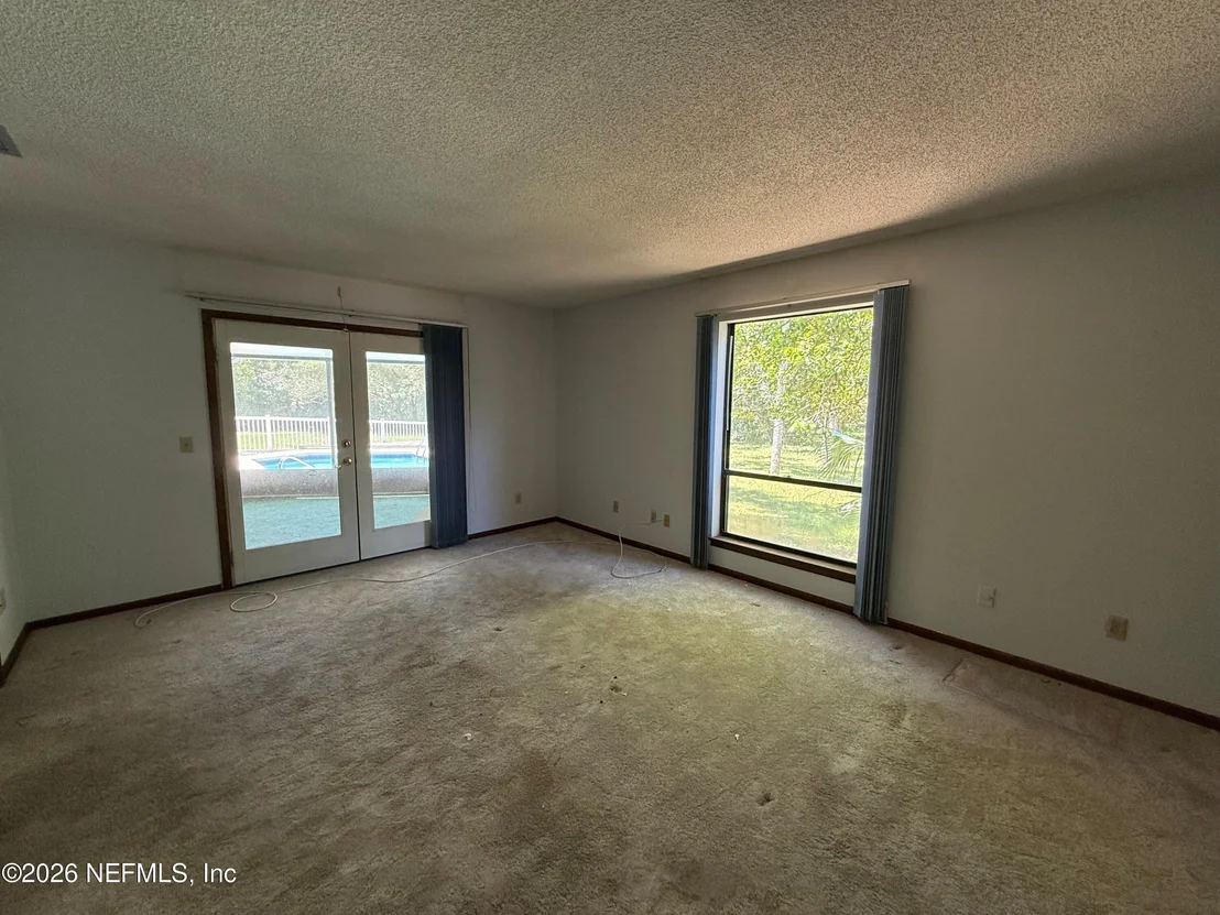 Photo of 2428 SEMINOLE Road