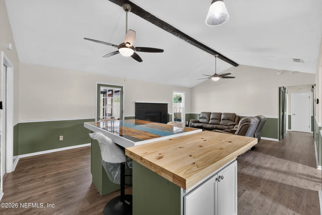 Photo of 2084 BROAD OAK Drive