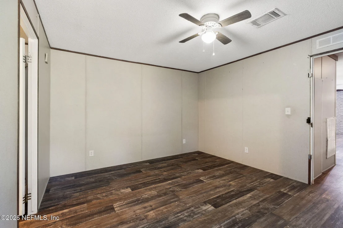 Photo of 9625 LIGHT Avenue
