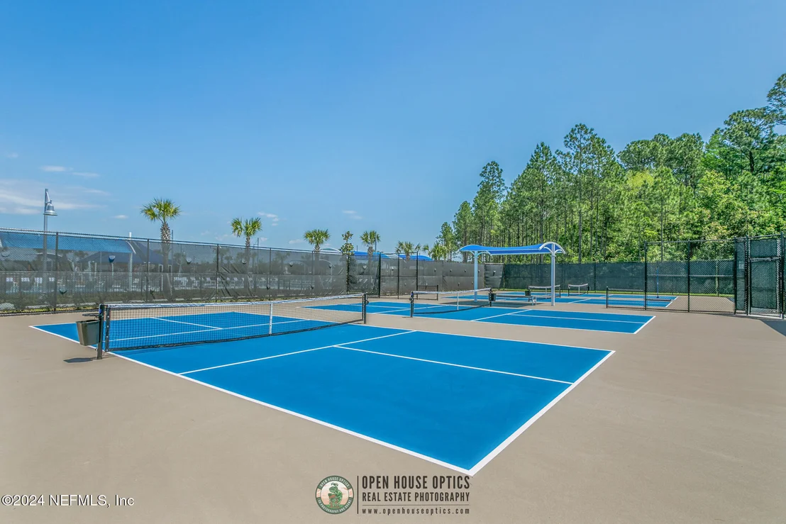 Photo of 124 SILVERLEAF VILLAGE Drive