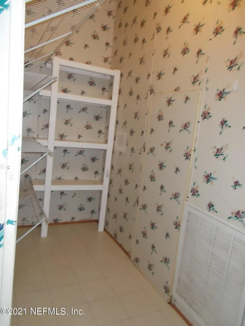 Photo of 35038 SPLIT OAK Drive