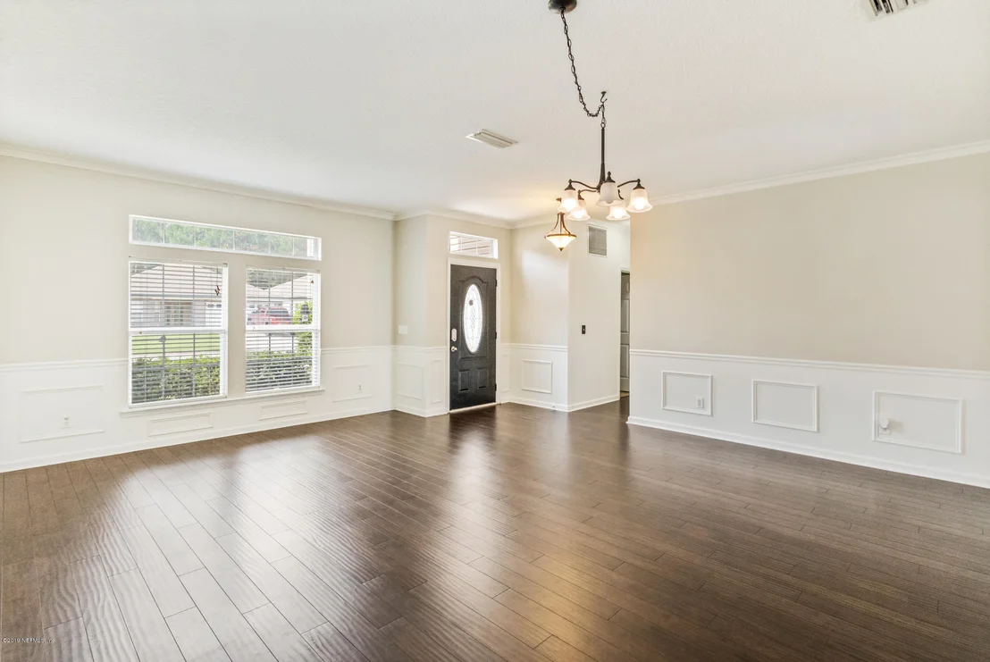 Photo of 935 CHURCHHILL Lane