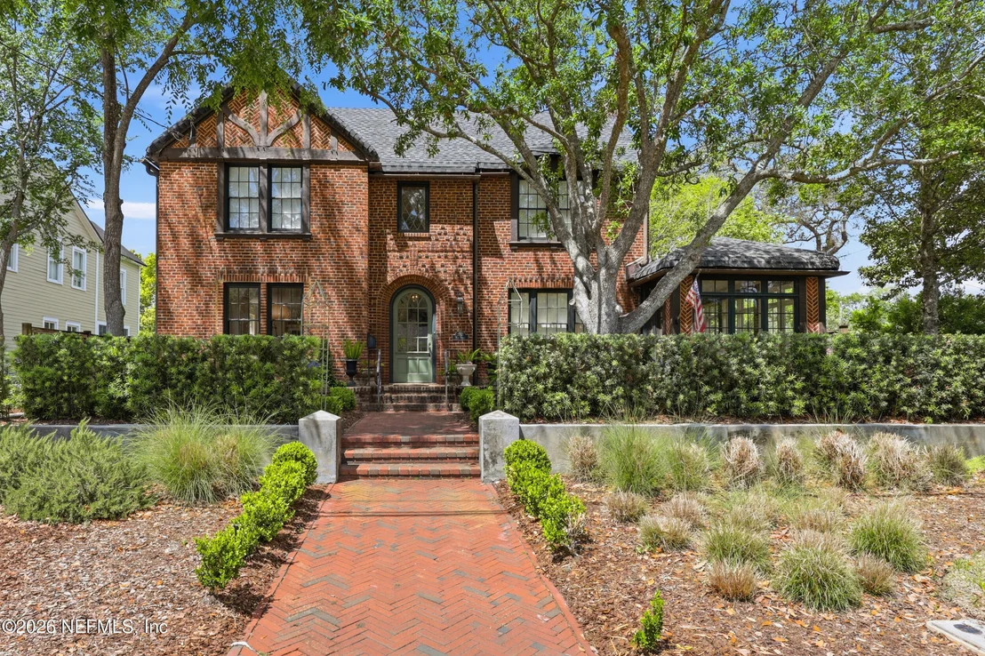 Photo of 3557 PINE Street
