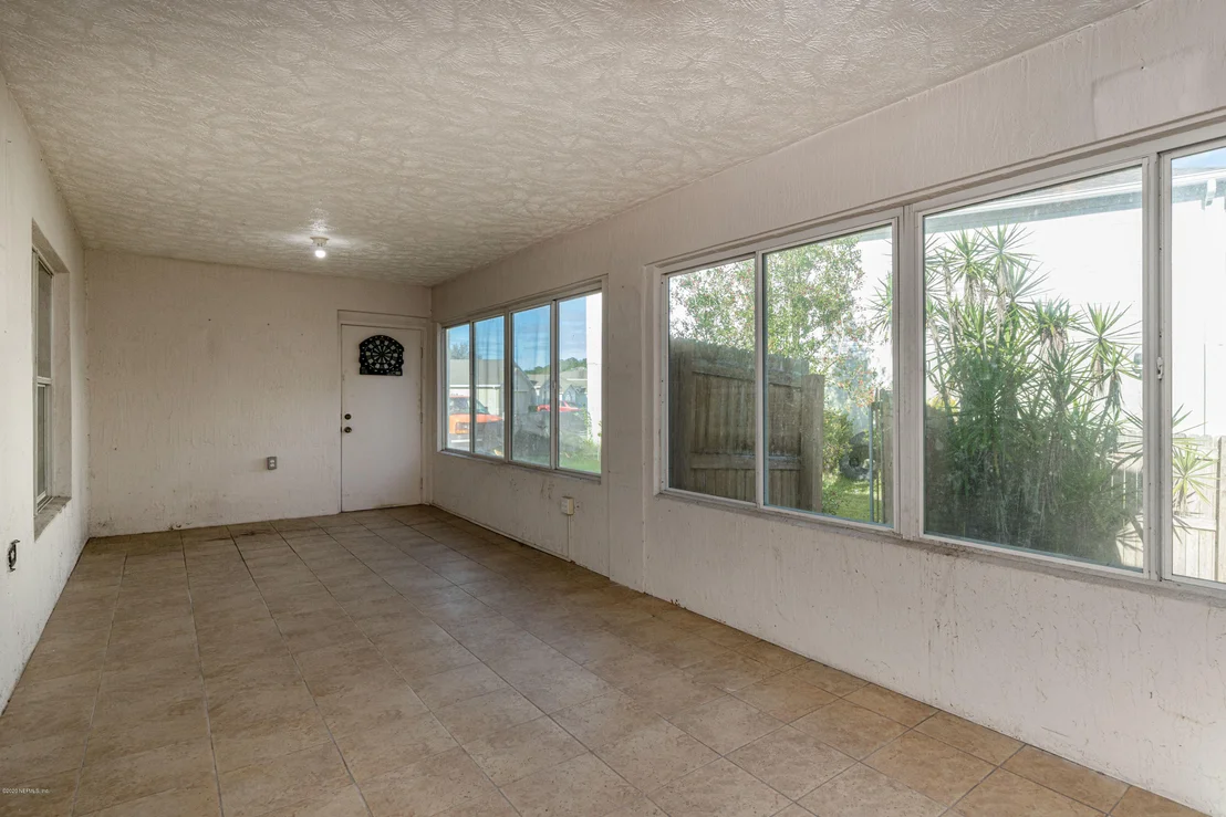 Photo of 4016 HALF MOON Circle