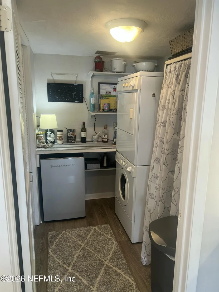 Photo of Unit B4 at 1513 N OCEAN SHORE Boulevard