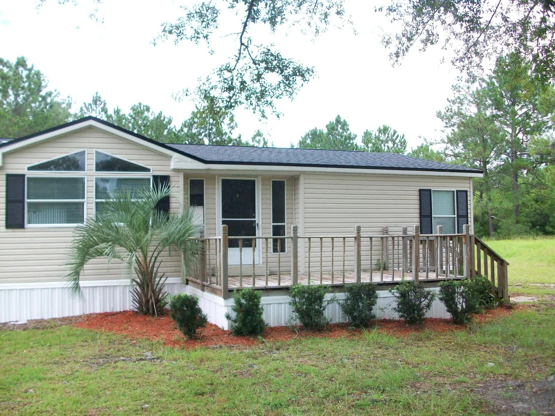 Photo of 44501 PINEBREEZE Boulevard