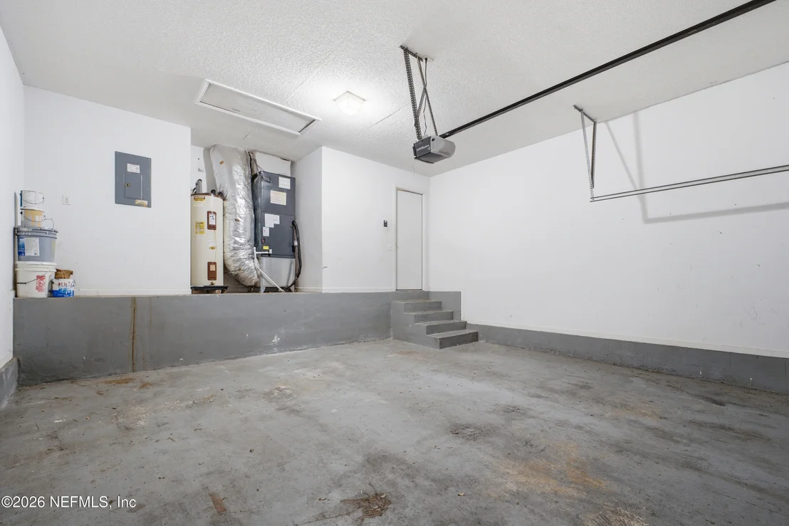 Photo of 6112 WINDING BRIDGE Drive