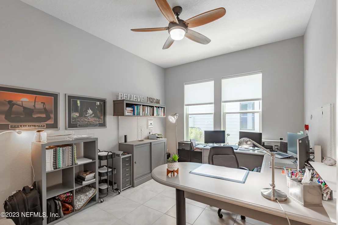 Photo of 309 GLENNEYRE Circle