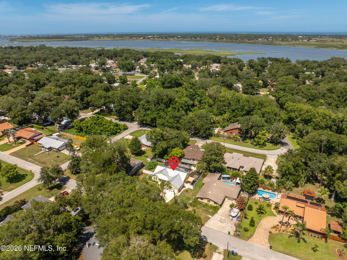 Photo of 907 QUEEN Road