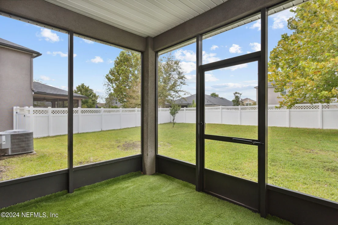 Photo of 597 DRYSDALE Drive