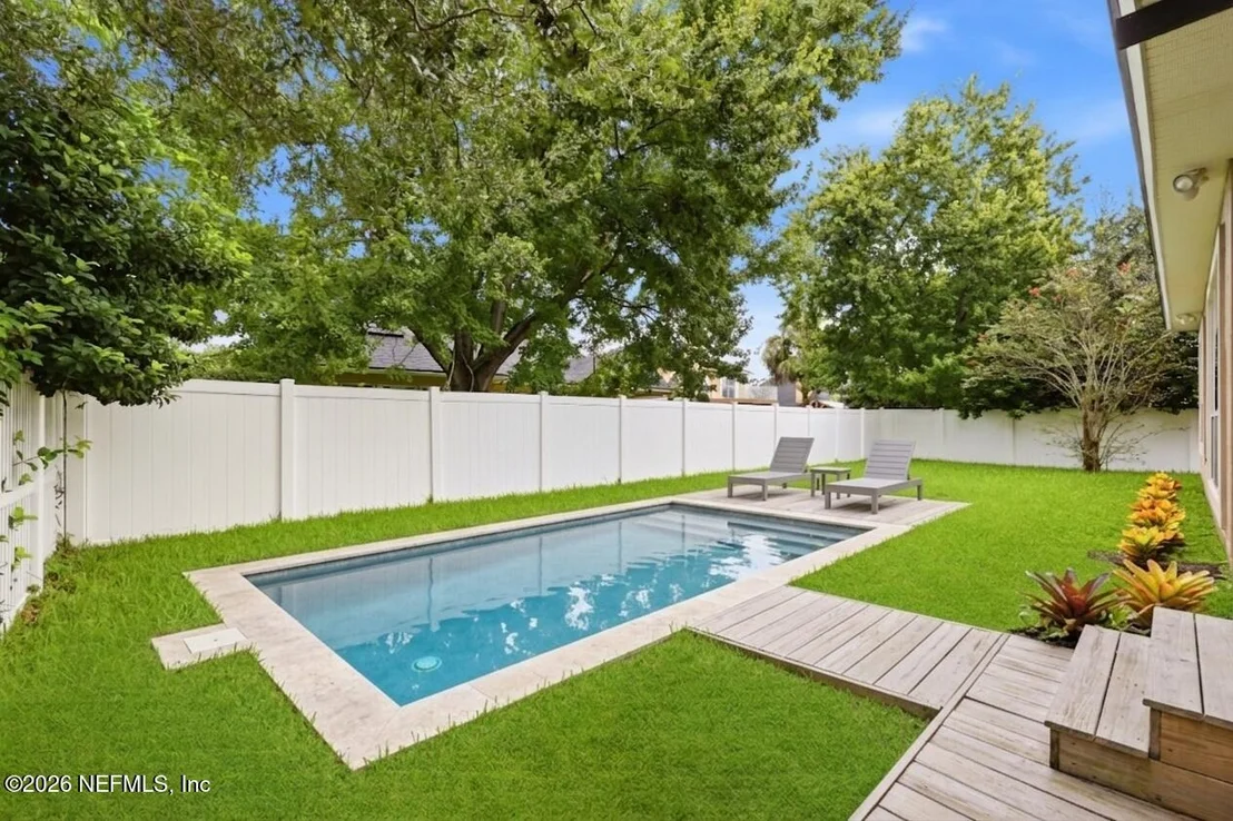 Photo of 10125 DELPOINT Lane