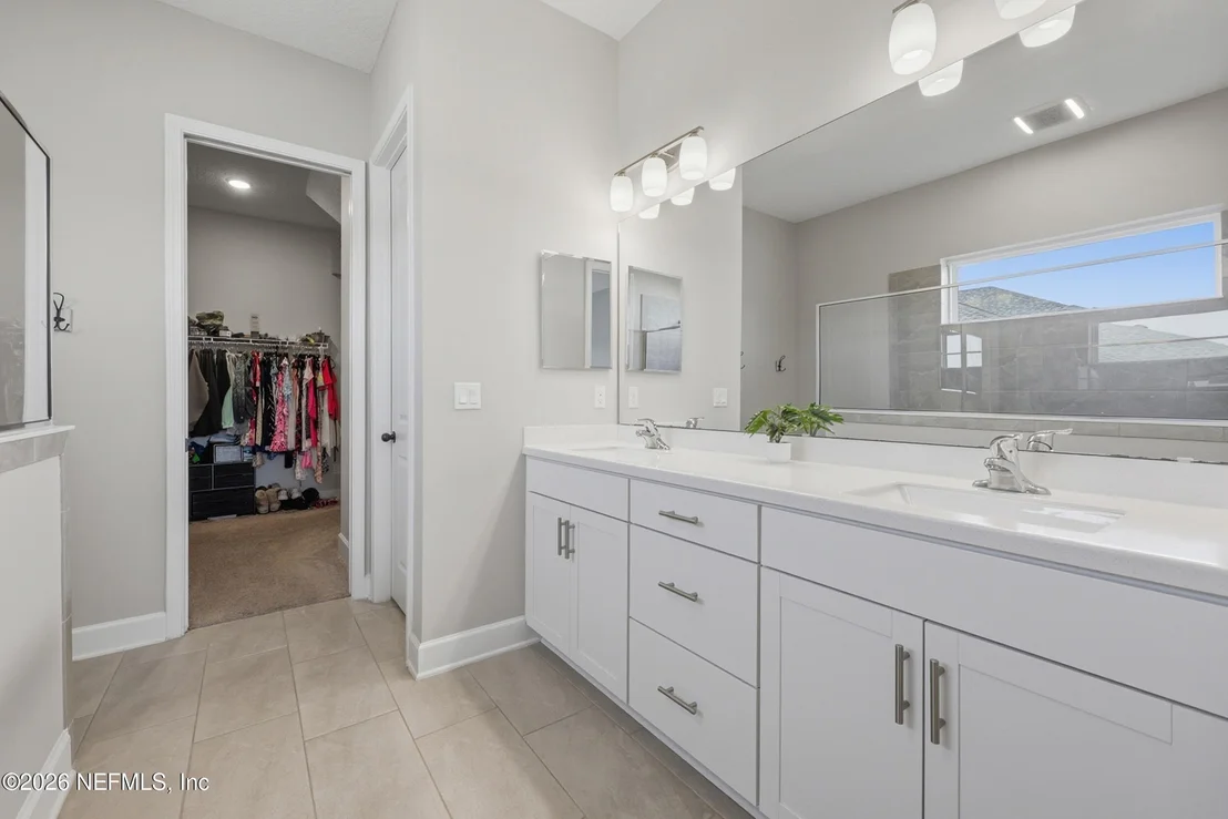 Photo of 232 UNION HILL Drive