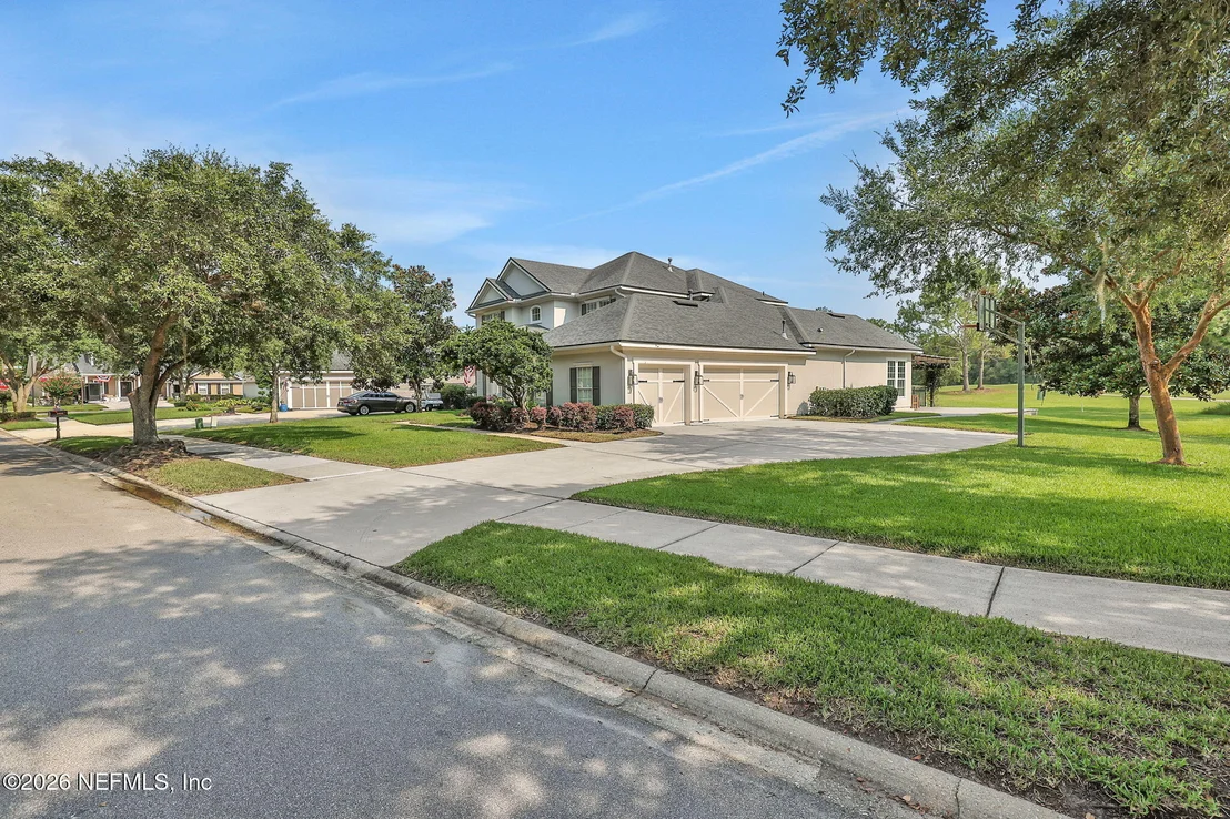 Photo of 1005 MEADOW VIEW Lane