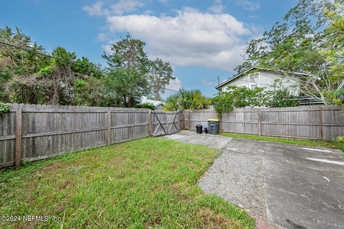 Photo of 1308 SYDNEY Place