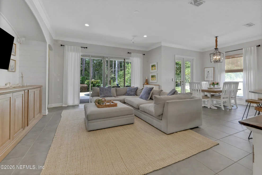 Photo of 4933 BLACKHAWK Drive