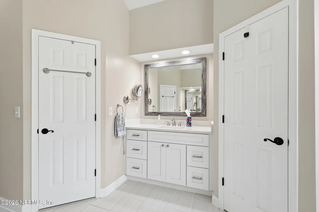 Photo of 8688 ROLLING BROOK Lane