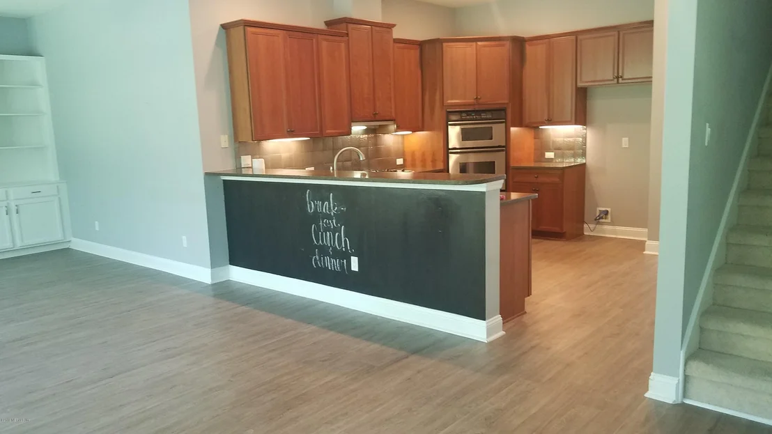 Photo of 1107 EAGLE POINT Drive