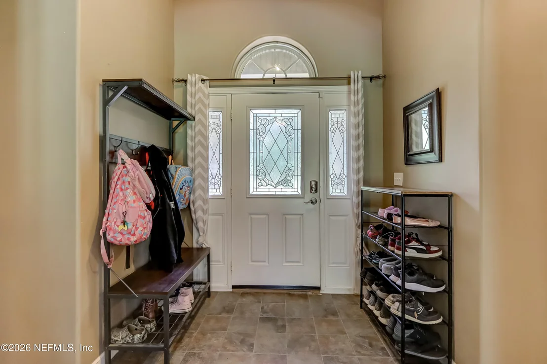 Photo of 44629 WOODLAND Circle