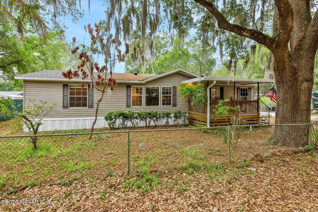 Photo of 1134 HARMONY Drive N