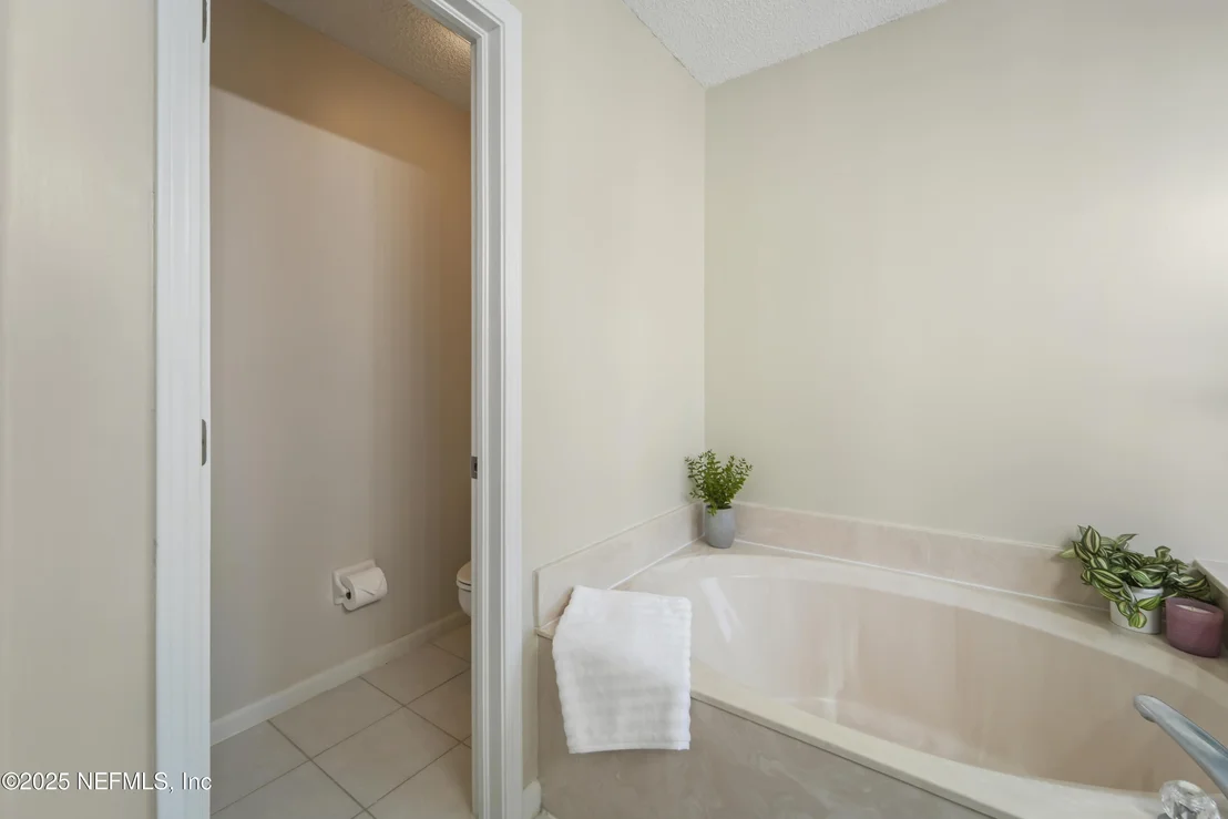 Photo of 4253 EAGLES VIEW Lane