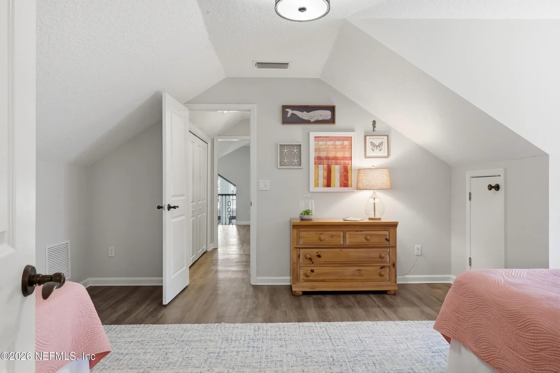 Photo of 216 CLATTER BRIDGE Road