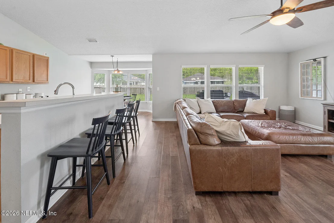 Photo of 76097 TIDEVIEW Lane