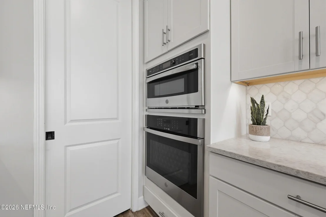Photo of 232 UNION HILL Drive