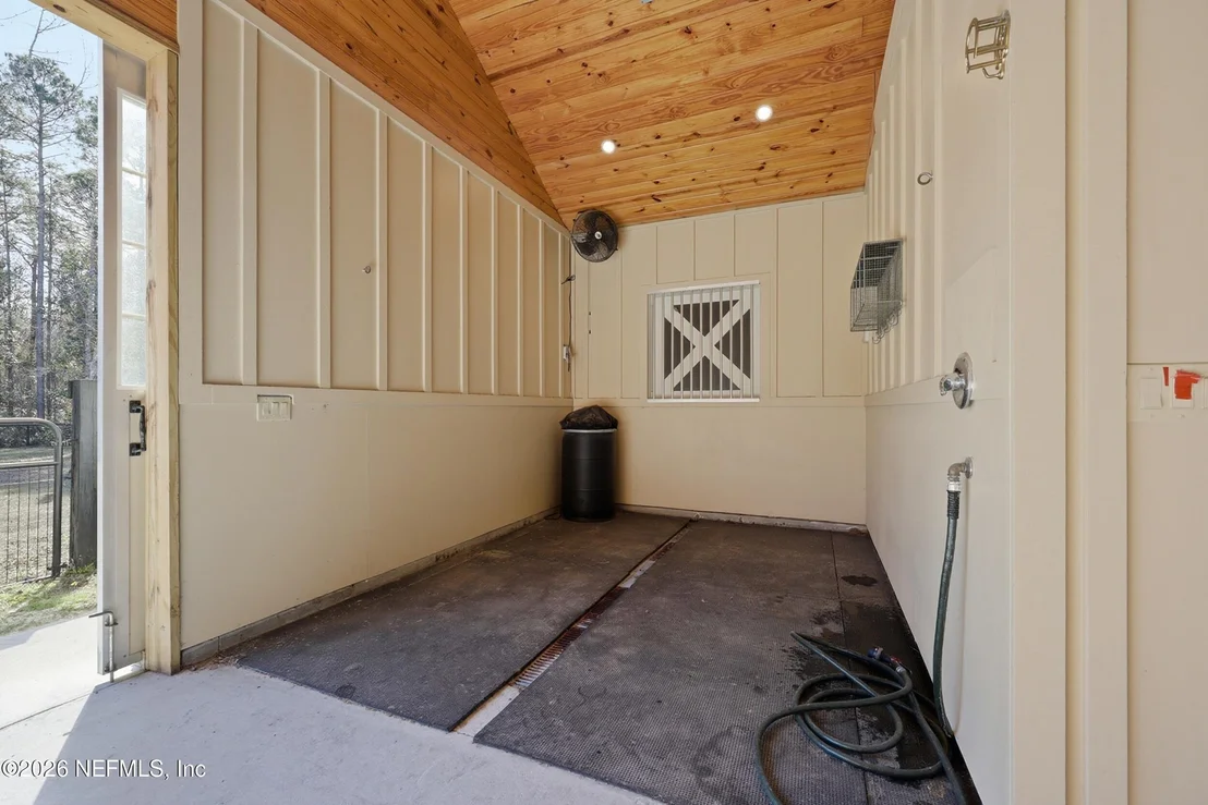 Photo of 418 TRIPLE CROWN Lane