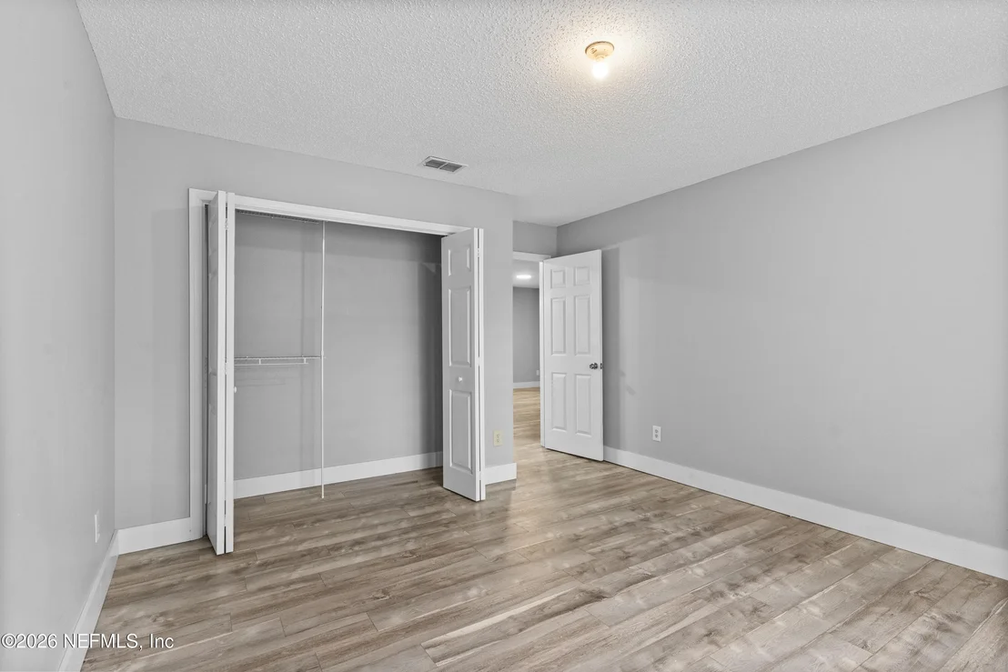 Photo of 7031 OAKRIDGE Loop