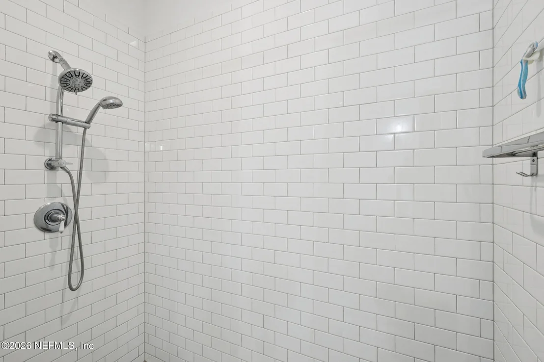 Photo of Unit 17 at 5577 HECKSCHER Drive