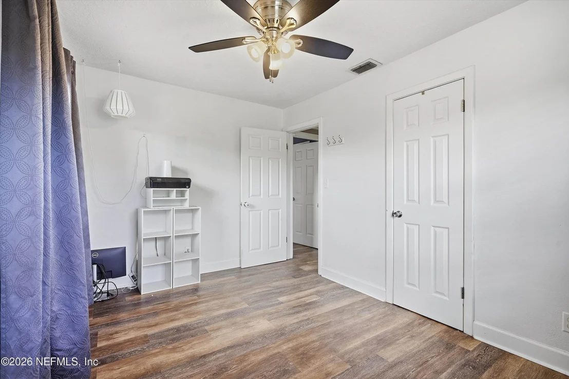Photo of 2044 WEST Road