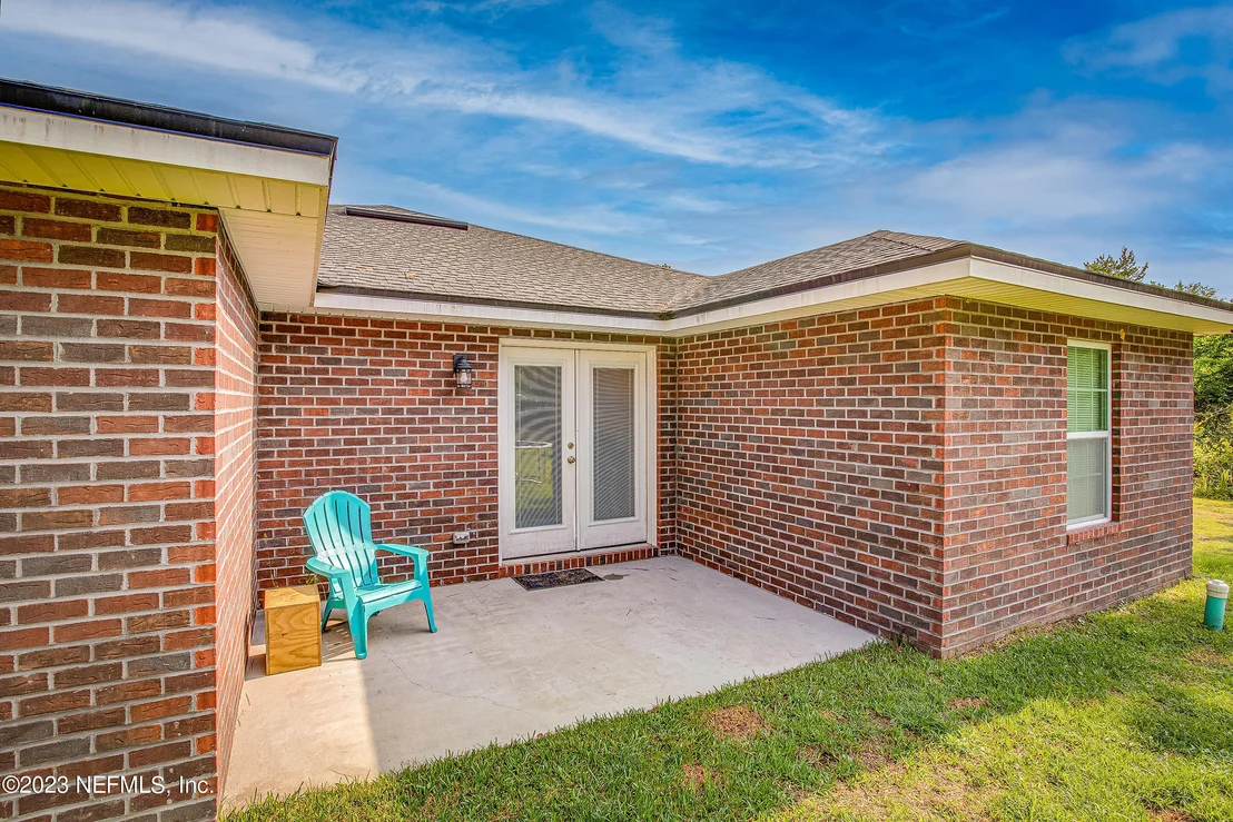 Photo of 44160 WILLOW Lane