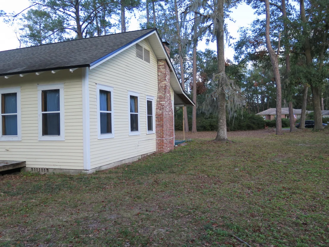 Photo of 1616 GLENDALE Road