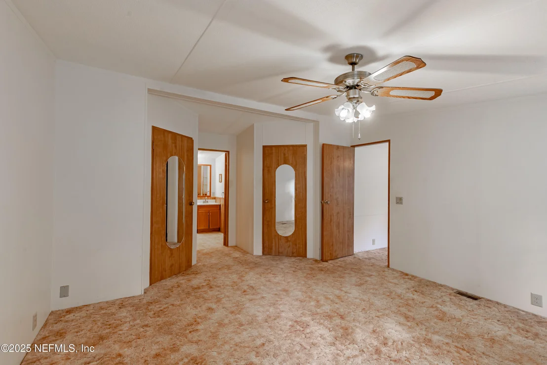 Photo of 101 PINE TREE Lane