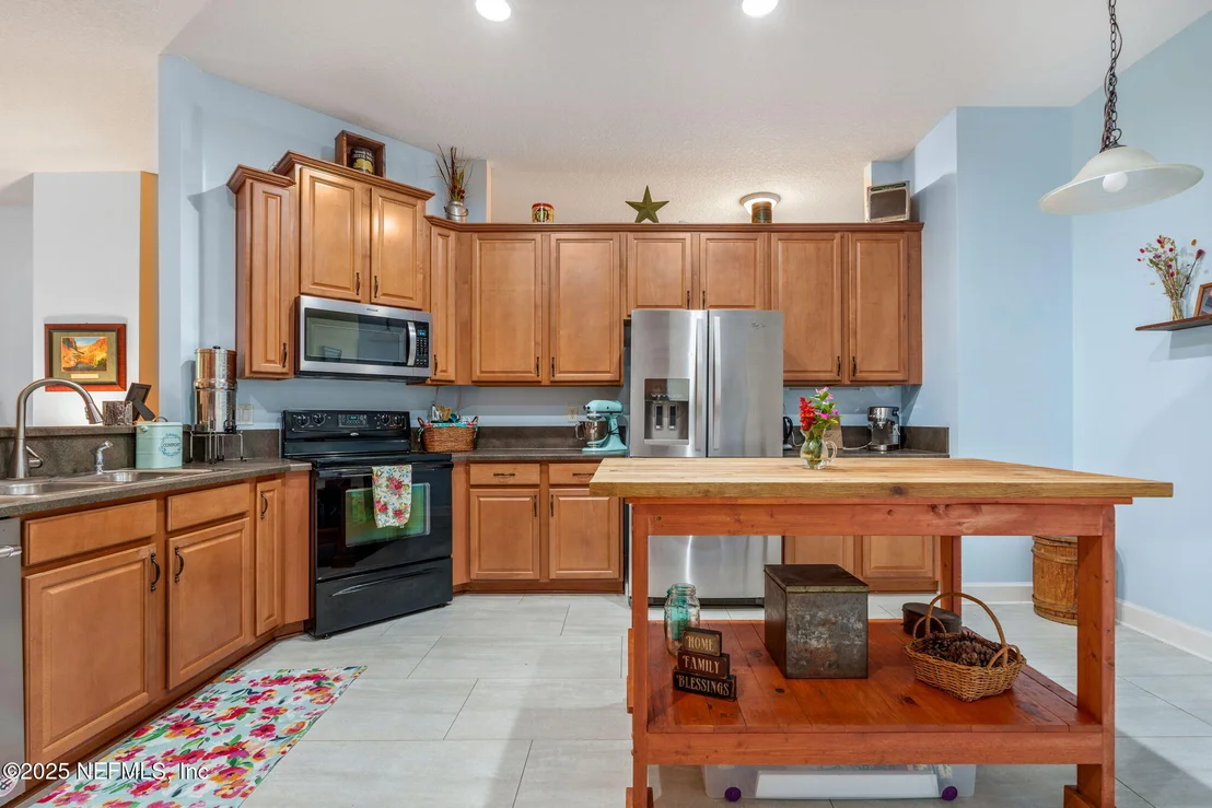 Photo of 11231 SADDLE CREST Way