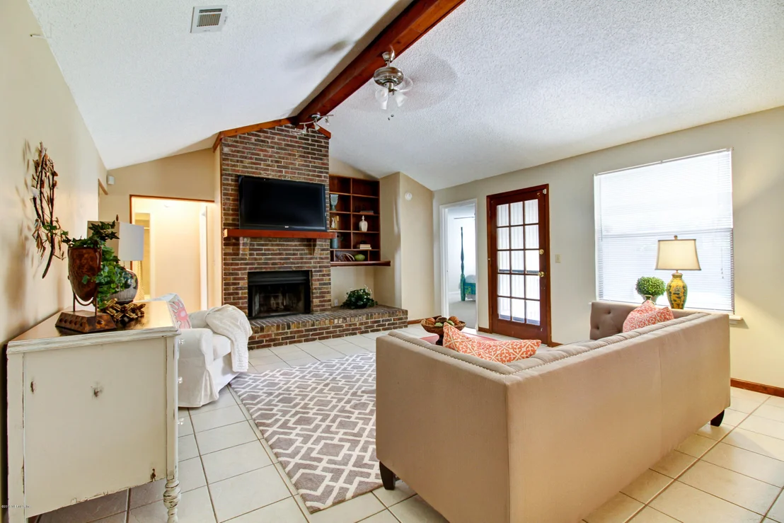 Photo of 10134 LIPSON Drive