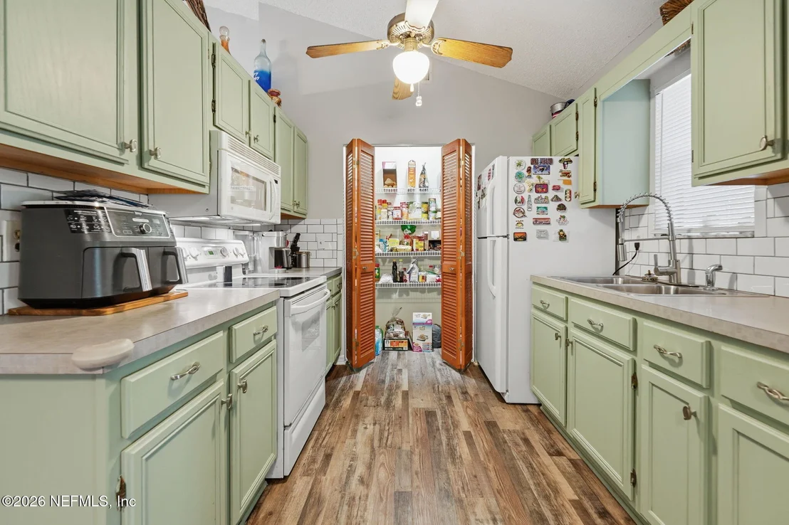 Photo of 209 SCOTT Street