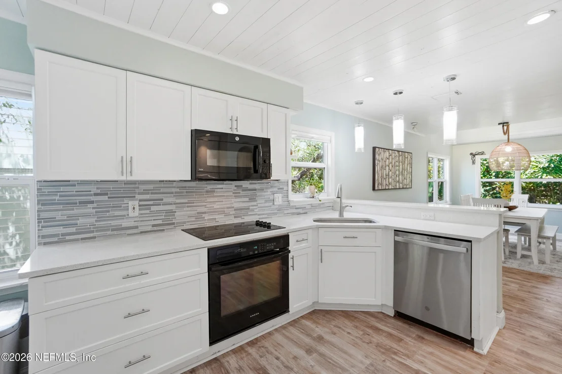 Photo of 136 TURTLE BAY Lane