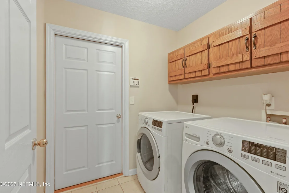 Photo of 1337 RIVER CITY Street