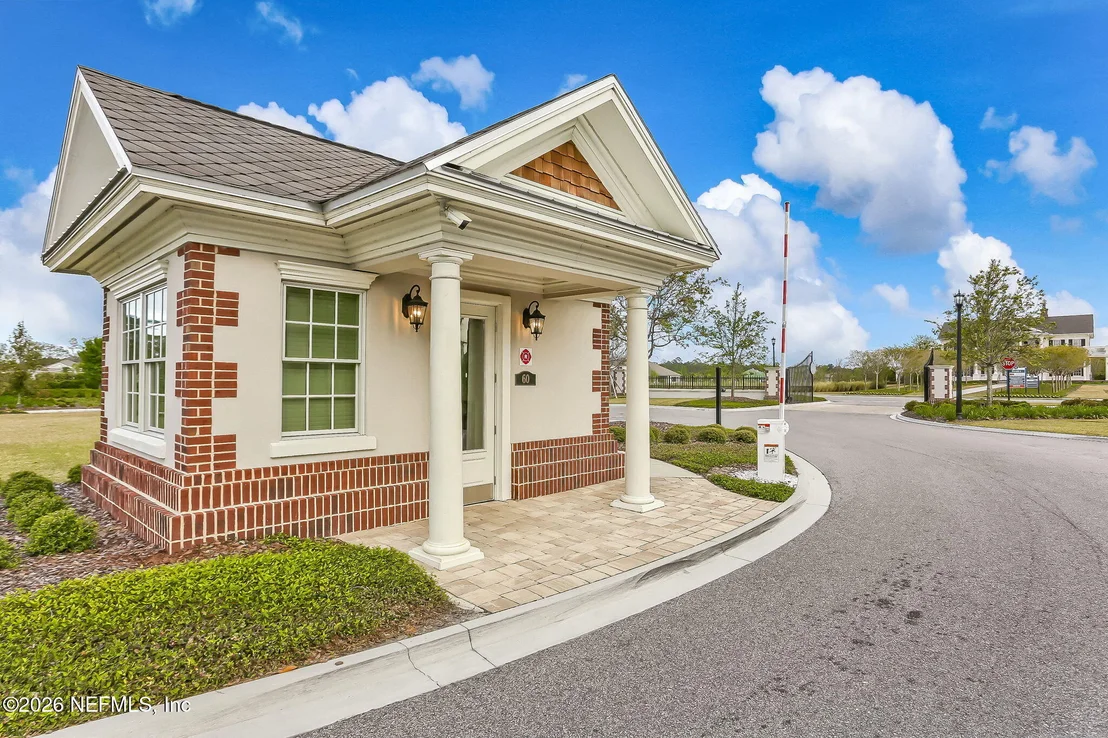 Photo of 323 ASPINWALL Parkway