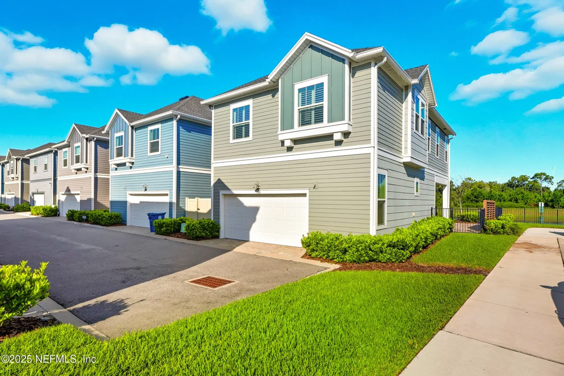 Photo of 11331 BARRIER BEACH Place