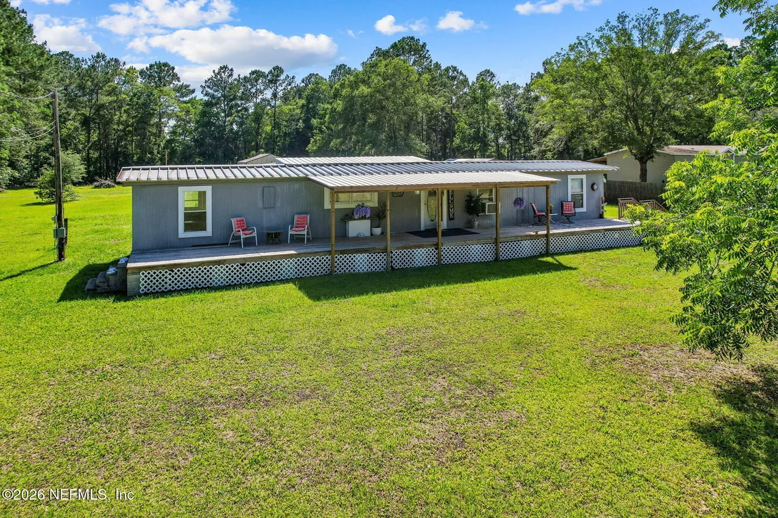 Photo of 15690 SEARS Road