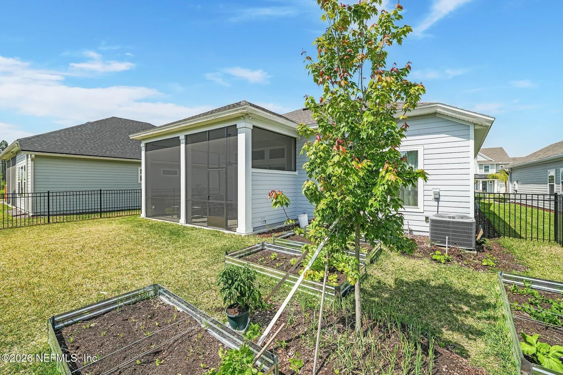 Photo of 644 NAVIGATORS Road