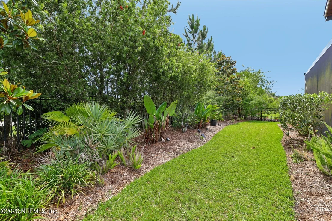 Photo of 122 PINE MANOR Drive